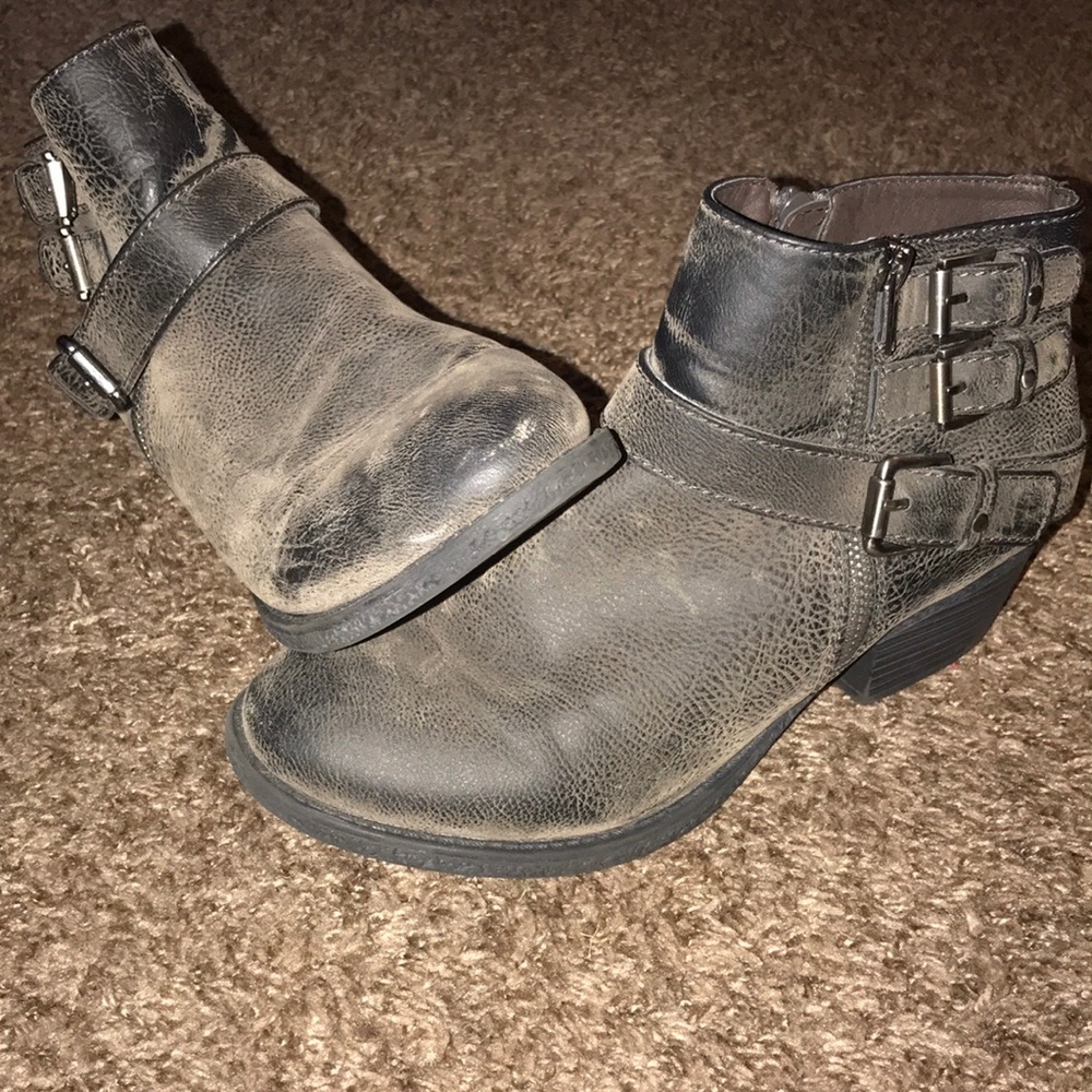 Sonoma women’s ankle boots